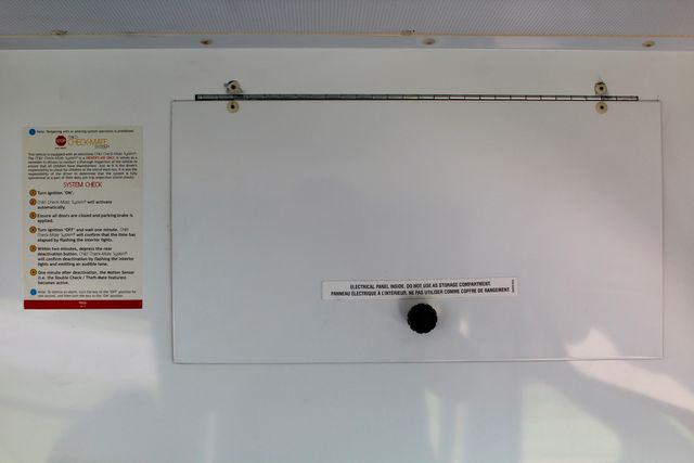 2011 Chevrolet Express 3500 10 Passenger Kinder Care School Bus | Irving, Texas | Lonestar Automart Inc. 2011 Chevrolet Express 3500 10 Passenger Kinder Care School Bus | Irving, Texas | Lonestar Automart Inc.