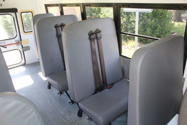 2011 Chevrolet Express 3500 10 Passenger Kinder Care School Bus | Irving, Texas | Lonestar Automart Inc. 2011 Chevrolet Express 3500 10 Passenger Kinder Care School Bus | Irving, Texas | Lonestar Automart Inc.