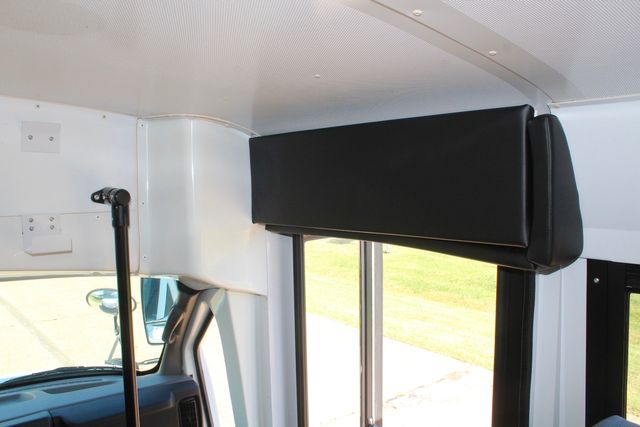 2011 Chevrolet Express 3500 10 Passenger Kinder Care School Bus | Irving, Texas | Lonestar Automart Inc. 2011 Chevrolet Express 3500 10 Passenger Kinder Care School Bus | Irving, Texas | Lonestar Automart Inc.