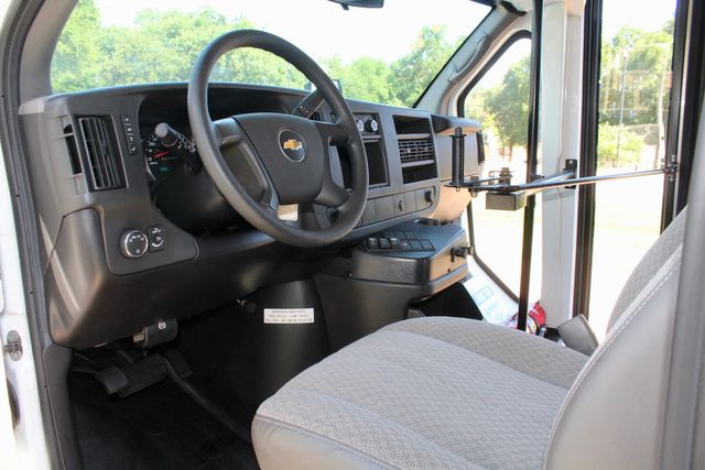 2011 Chevrolet Express 3500 10 Passenger Kinder Care School Bus | Irving, Texas | Lonestar Automart Inc. 2011 Chevrolet Express 3500 10 Passenger Kinder Care School Bus | Irving, Texas | Lonestar Automart Inc.
