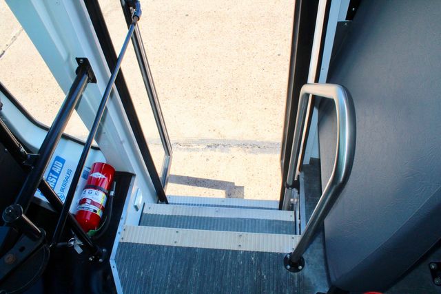 2011 Chevrolet Express 3500 10 Passenger Kinder Care School Bus | Irving, Texas | Lonestar Automart Inc. 2011 Chevrolet Express 3500 10 Passenger Kinder Care School Bus | Irving, Texas | Lonestar Automart Inc.