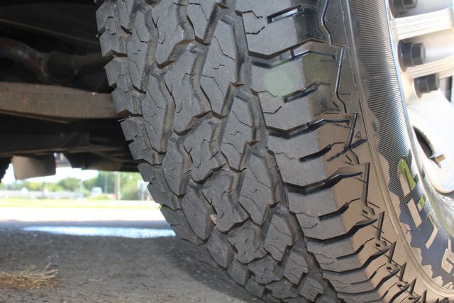 2011 Chevrolet Express 3500 10 Passenger Kinder Care School Bus | Irving, Texas | Lonestar Automart Inc. 2011 Chevrolet Express 3500 10 Passenger Kinder Care School Bus | Irving, Texas | Lonestar Automart Inc.