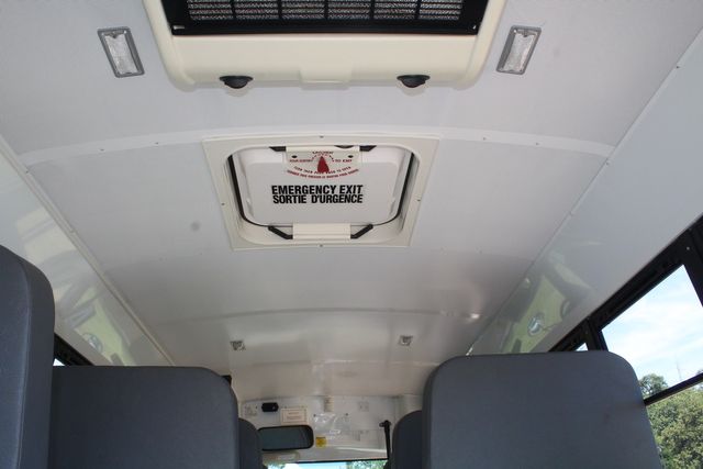 2011 Chevrolet Express 3500 10 Passenger Kinder Care School Bus | Irving, Texas | Lonestar Automart Inc. 2011 Chevrolet Express 3500 10 Passenger Kinder Care School Bus | Irving, Texas | Lonestar Automart Inc.