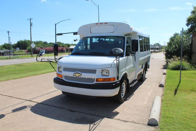 2011 Chevrolet Express 3500 10 Passenger Kinder Care School Bus | Irving, Texas | Lonestar Automart Inc. 2011 Chevrolet Express 3500 10 Passenger Kinder Care School Bus | Irving, Texas | Lonestar Automart Inc.