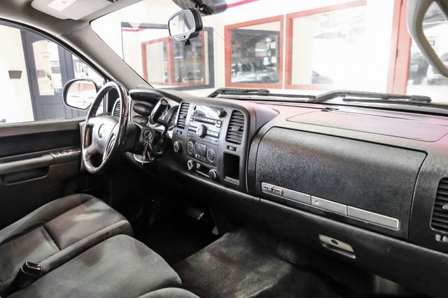 2011 Chevrolet Silverado 1500 LT | Addison, TX | Mr Car Guys