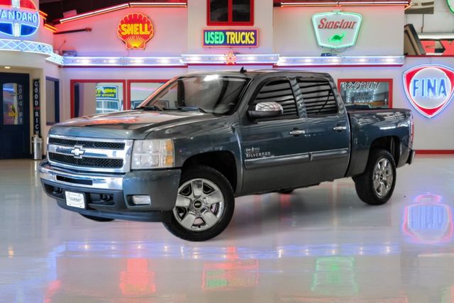 2011 Chevrolet Silverado 1500 LT | Addison, TX | Mr Car Guys