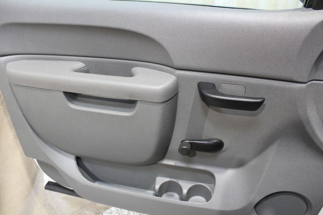 2011 Chevrolet Silverado 2500HD Service Body Work Truck | Roscoe, IL | Autoland Outlets 2011 Chevrolet Silverado 2500HD Service Body Work Truck | Roscoe, IL | Autoland Outlets