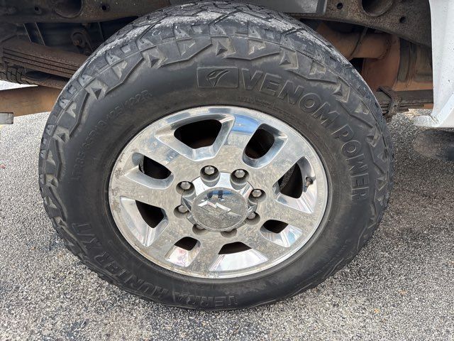 2011 Chevrolet Silverado 2500HD LT | San Antonio, TX | Clear Choice Automotive South 2011 Chevrolet Silverado 2500HD LT | San Antonio, TX | Clear Choice Automotive South