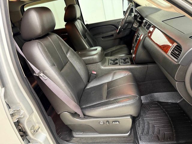 2011 Chevrolet Silverado 3500HD LTZ | Houston, TX | Houston Auto Credit 2011 Chevrolet Silverado 3500HD LTZ | Houston, TX | Houston Auto Credit