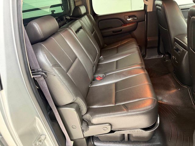 2011 Chevrolet Silverado 3500HD LTZ | Houston, TX | Houston Auto Credit 2011 Chevrolet Silverado 3500HD LTZ | Houston, TX | Houston Auto Credit