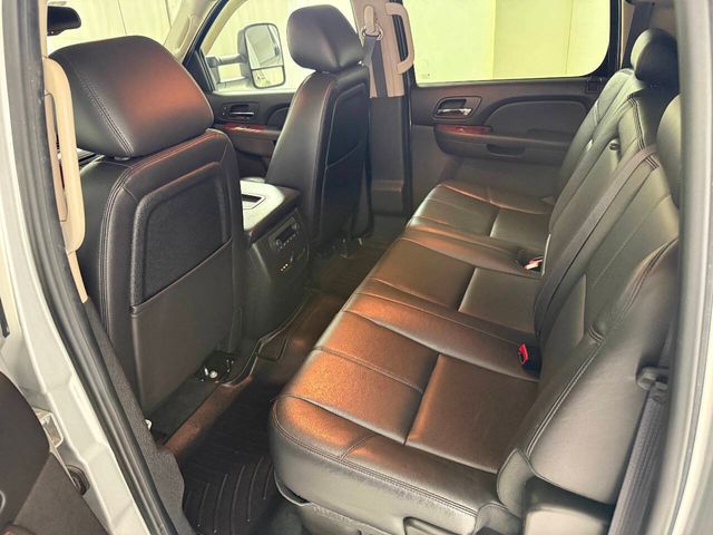 2011 Chevrolet Silverado 3500HD LTZ | Houston, TX | Houston Auto Credit 2011 Chevrolet Silverado 3500HD LTZ | Houston, TX | Houston Auto Credit