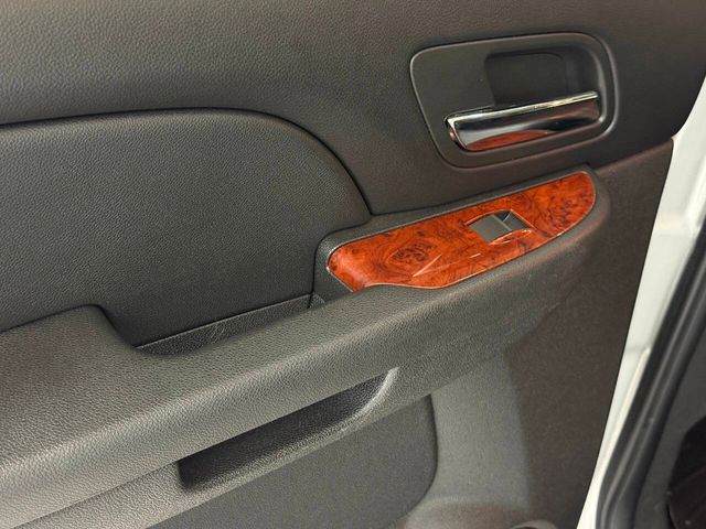 2011 Chevrolet Silverado 3500HD LTZ | Houston, TX | Houston Auto Credit 2011 Chevrolet Silverado 3500HD LTZ | Houston, TX | Houston Auto Credit