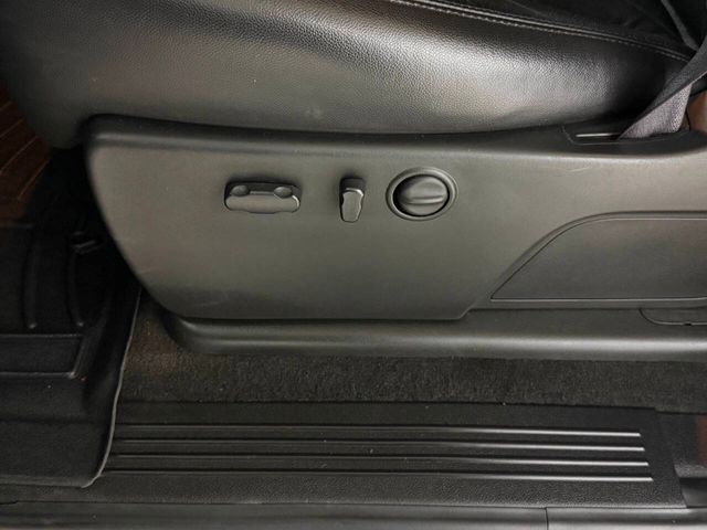 2011 Chevrolet Silverado 3500HD LTZ | Houston, TX | Houston Auto Credit 2011 Chevrolet Silverado 3500HD LTZ | Houston, TX | Houston Auto Credit