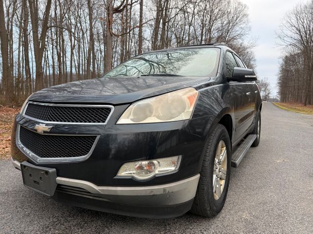 2011 Chevrolet Traverse LT | Ravenna, Ohio | Good Used Cars, Inc. 