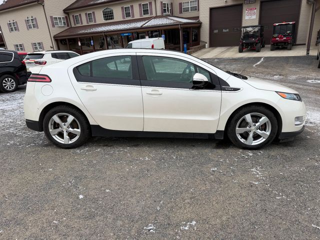 2011 Chevrolet Volt Base