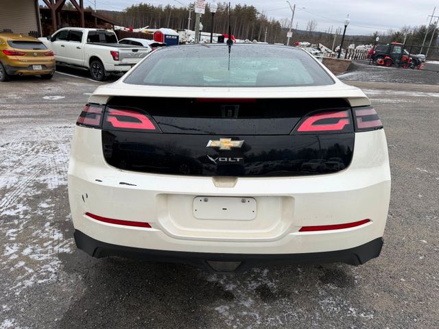 2011 Chevrolet Volt Base