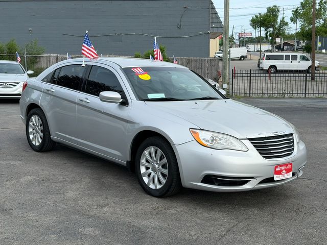 2011 Chrysler 200 Touring | Nashville, TN | Auto Mart Used Cars Inc. 2011 Chrysler 200 Touring | Nashville, TN | Auto Mart Used Cars Inc.
