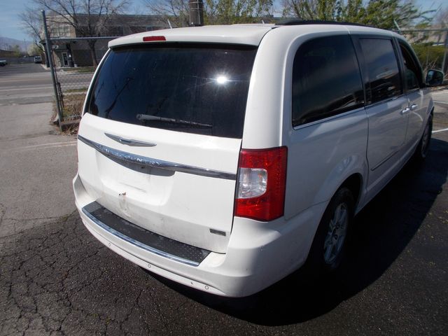 2011 Chrysler Town and Country Touring 2011 Chrysler Town and Country Touring