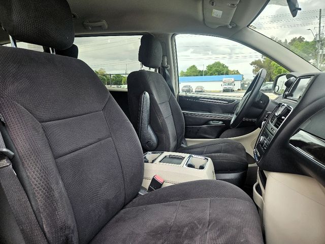 2011 Chrysler Town and Country Touring Wheelchair Van Handicap Ramp Van