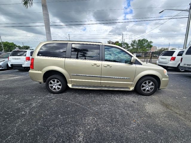 2011 Chrysler Town and Country Touring Wheelchair Van Handicap Ramp Van