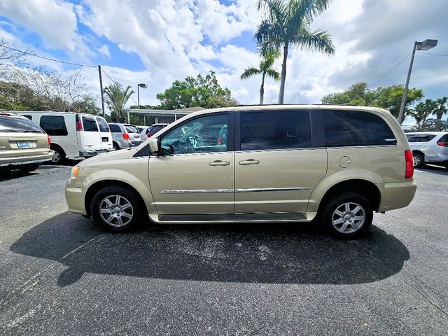 2011 Chrysler Town and Country Touring Wheelchair Van Handicap Ramp Van