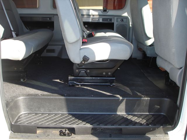 2011 Ford E-Series E-350 SD XLT - 15 PASSENGER | Charlotte, North Carolina | ADVENTURE VANS 2011 Ford E-Series E-350 SD XLT - 15 PASSENGER | Charlotte, North Carolina | ADVENTURE VANS