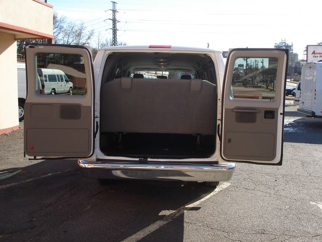 2011 Ford E-Series E-350 SD XLT - 15 PASSENGER | Charlotte, North Carolina | ADVENTURE VANS 2011 Ford E-Series E-350 SD XLT - 15 PASSENGER | Charlotte, North Carolina | ADVENTURE VANS