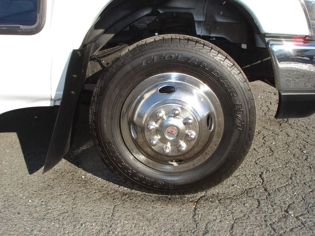 2011 Ford E-Series E-350 SD - 15 PASSENGER BUS | Charlotte, North Carolina | ADVENTURE VANS 2011 Ford E-Series E-350 SD - 15 PASSENGER BUS | Charlotte, North Carolina | ADVENTURE VANS