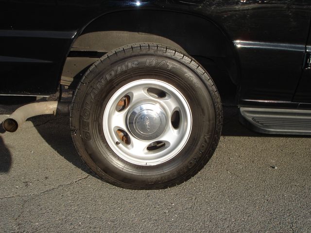 2011 Ford E-Series E-350 SD XLT - 10 PASSENGER | Charlotte, North Carolina | ADVENTURE VANS 2011 Ford E-Series E-350 SD XLT - 10 PASSENGER | Charlotte, North Carolina | ADVENTURE VANS