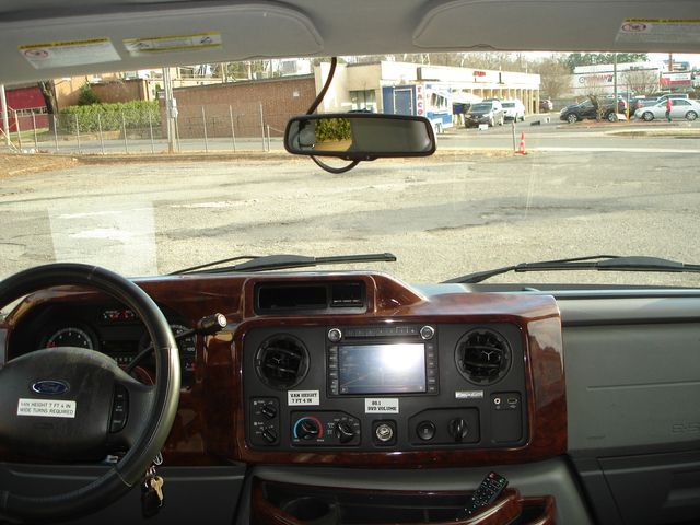 2011 Ford E-Series E-350 SD XLT - 10 PASSENGER | Charlotte, North Carolina | ADVENTURE VANS 2011 Ford E-Series E-350 SD XLT - 10 PASSENGER | Charlotte, North Carolina | ADVENTURE VANS
