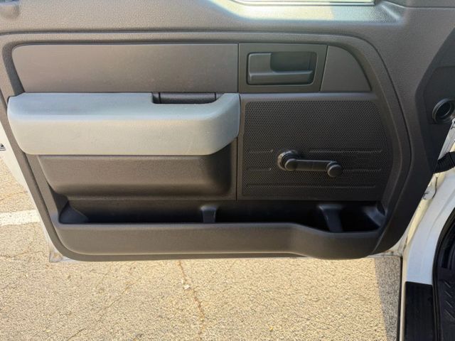 2011 Ford F-150 XL Pickup 2D 6 1/2 ft