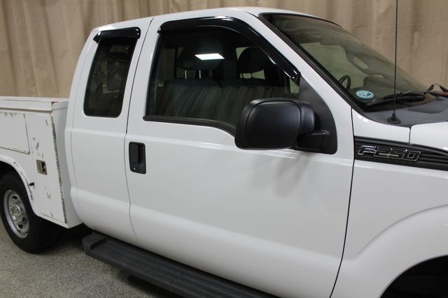2011 Ford F-250 Super Duty 4x4 Utility Truck XL | Roscoe, IL | Autoland Outlets 2011 Ford F-250 Super Duty 4x4 Utility Truck XL | Roscoe, IL | Autoland Outlets