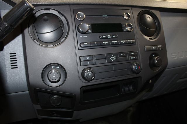 2011 Ford F-250 Super Duty 4x4 Utility Truck XL | Roscoe, IL | Autoland Outlets 2011 Ford F-250 Super Duty 4x4 Utility Truck XL | Roscoe, IL | Autoland Outlets