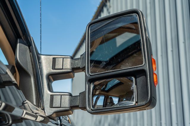 2011 Ford F-350 Super Duty Lariat ULTIMATE LONG BED DRW FX4 / CLEAN CARFAX | Austin, TX | Rocky Mountain Truck Stop Austin 2011 Ford F-350 Super Duty Lariat ULTIMATE LONG BED DRW FX4 / CLEAN CARFAX | Austin, TX | Rocky Mountain Truck Stop Austin