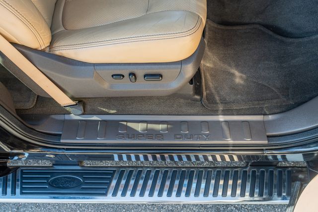 2011 Ford F-350 Super Duty Lariat ULTIMATE LONG BED DRW FX4 / CLEAN CARFAX | Dallas, TX | Rocky Mountain Truck Stop Dallas 2011 Ford F-350 Super Duty Lariat ULTIMATE LONG BED DRW FX4 / CLEAN CARFAX | Dallas, TX | Rocky Mountain Truck Stop Dallas