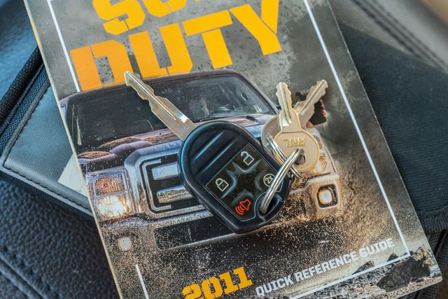 2011 Ford F-350 Super Duty Lariat ULTIMATE LONG BED DRW FX4 / CLEAN CARFAX | Austin, TX | Rocky Mountain Truck Stop Austin 2011 Ford F-350 Super Duty Lariat ULTIMATE LONG BED DRW FX4 / CLEAN CARFAX | Austin, TX | Rocky Mountain Truck Stop Austin