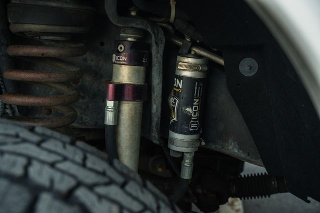 2011 Ford F-350 Super Duty Lariat CREW CAB LONG BED DRW 4X4 / CLEAN CARFAX | Austin, TX | Rocky Mountain Truck Stop Austin 2011 Ford F-350 Super Duty Lariat CREW CAB LONG BED DRW 4X4 / CLEAN CARFAX | Austin, TX | Rocky Mountain Truck Stop Austin