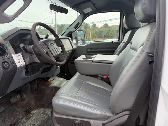 2011 Ford F-350 Super Duty XL