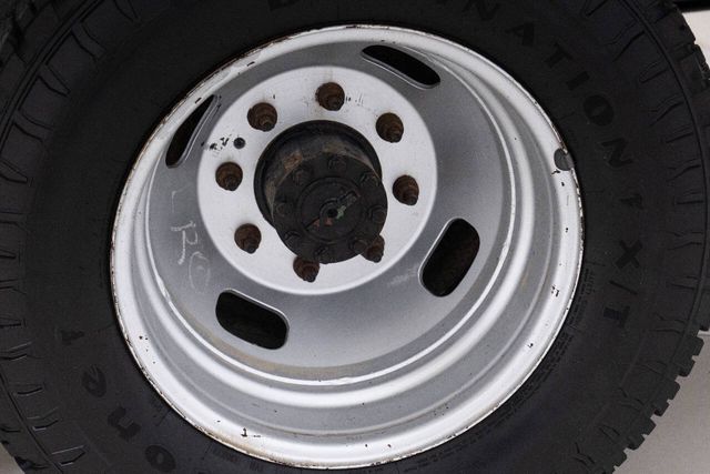 2011 Ford F-350 Super Duty XL 4x4 4dr SuperCab 162 in. WB DRW Chassis | Houston, TX | Houston Auto Credit 2011 Ford F-350 Super Duty XL 4x4 4dr SuperCab 162 in. WB DRW Chassis | Houston, TX | Houston Auto Credit