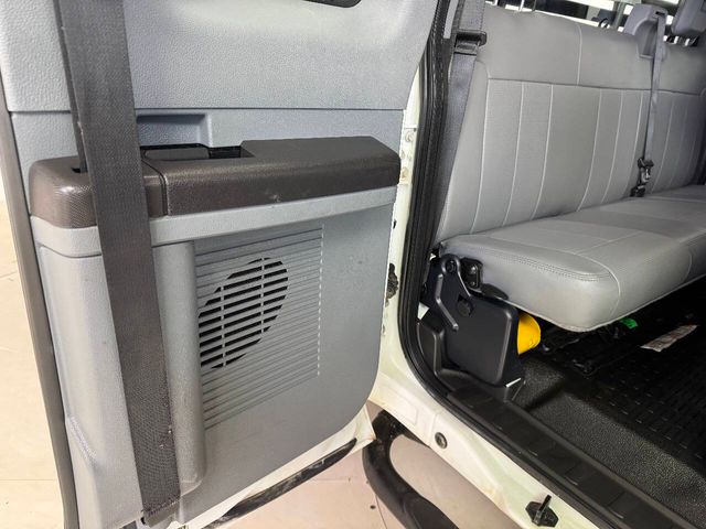 2011 Ford F-350 Super Duty XL 4x4 4dr SuperCab 162 in. WB DRW Chassis | Houston, TX | Houston Auto Credit 2011 Ford F-350 Super Duty XL 4x4 4dr SuperCab 162 in. WB DRW Chassis | Houston, TX | Houston Auto Credit