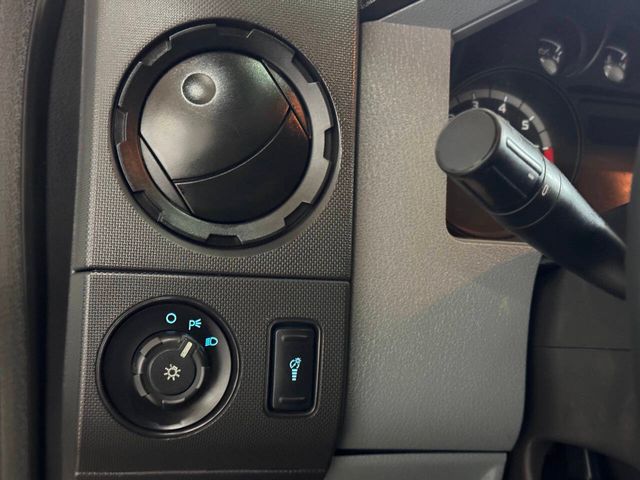 2011 Ford F-350 Super Duty XL 4x4 4dr SuperCab 162 in. WB DRW Chassis | Houston, TX | Houston Auto Credit 2011 Ford F-350 Super Duty XL 4x4 4dr SuperCab 162 in. WB DRW Chassis | Houston, TX | Houston Auto Credit