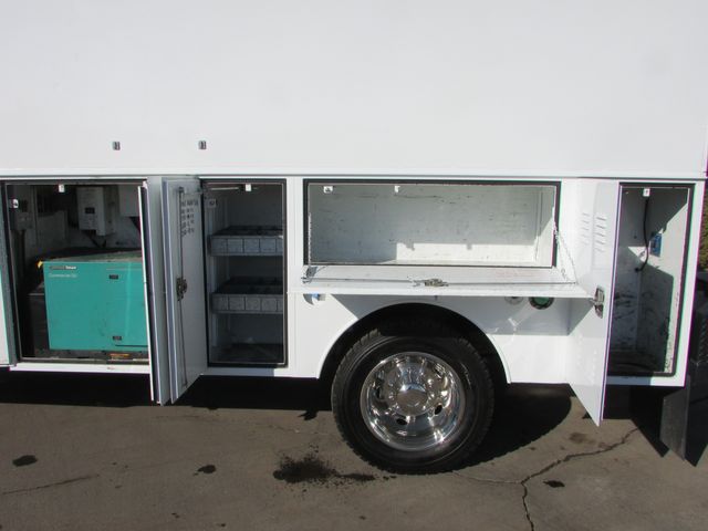 2011 F-550 4x4 Reg Cab 11' Enclosed Service Utility Box  | St Cloud MN | NorthStar Truck Sales