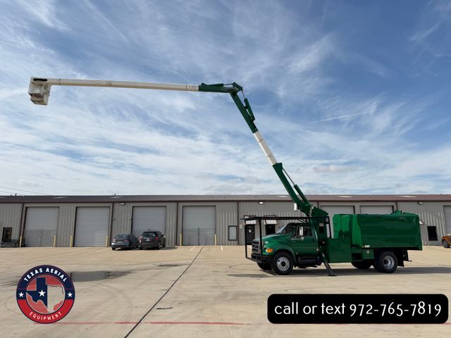 2011 Ford F750 Forestry Bucket Truck