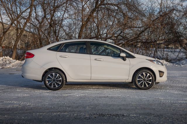 2011 Ford Fiesta S w/ 5-Speed Manual Transmission, A/C, 37MPG 2011 Ford Fiesta S w/ 5-Speed Manual Transmission, A/C, 37MPG