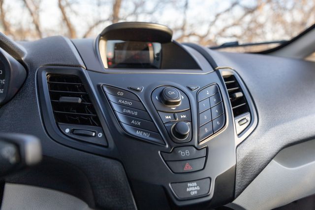 2011 Ford Fiesta S w/ 5-Speed Manual Transmission, A/C, 37MPG 2011 Ford Fiesta S w/ 5-Speed Manual Transmission, A/C, 37MPG