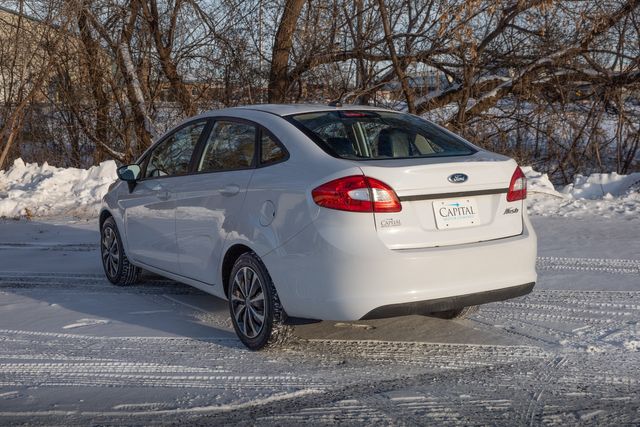 2011 Ford Fiesta S w/ 5-Speed Manual Transmission, A/C, 37MPG 2011 Ford Fiesta S w/ 5-Speed Manual Transmission, A/C, 37MPG