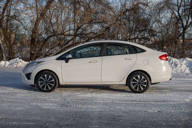 2011 Ford Fiesta S w/ 5-Speed Manual Transmission, A/C, 37MPG 2011 Ford Fiesta S w/ 5-Speed Manual Transmission, A/C, 37MPG