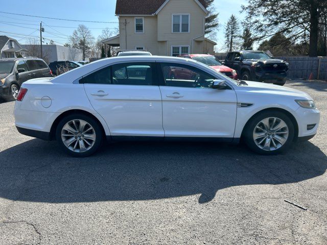 2011 Ford Taurus Limited