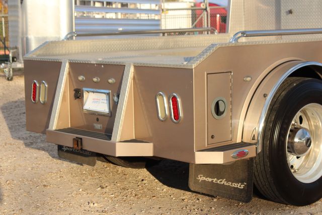 2011 Freightliner M2 106 SportChassis RHA Luxury Hauler | CONROE, TX | SportChassis/ Featherlite Trailers of Texas