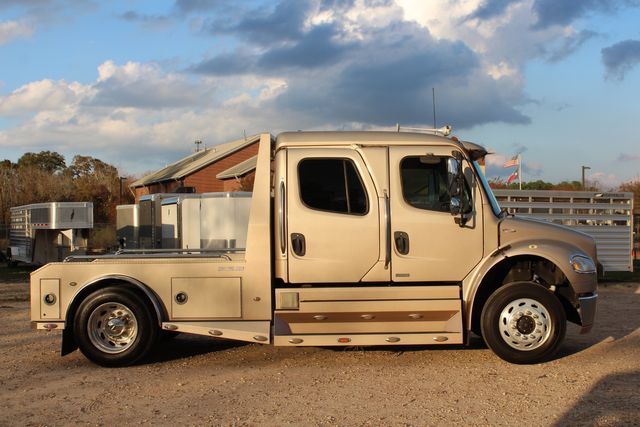 2011 Freightliner M2 106 SportChassis RHA Luxury Hauler | CONROE, TX | SportChassis/ Featherlite Trailers of Texas 2011 Freightliner M2 106 SportChassis RHA Luxury Hauler | CONROE, TX | SportChassis/ Featherlite Trailers of Texas